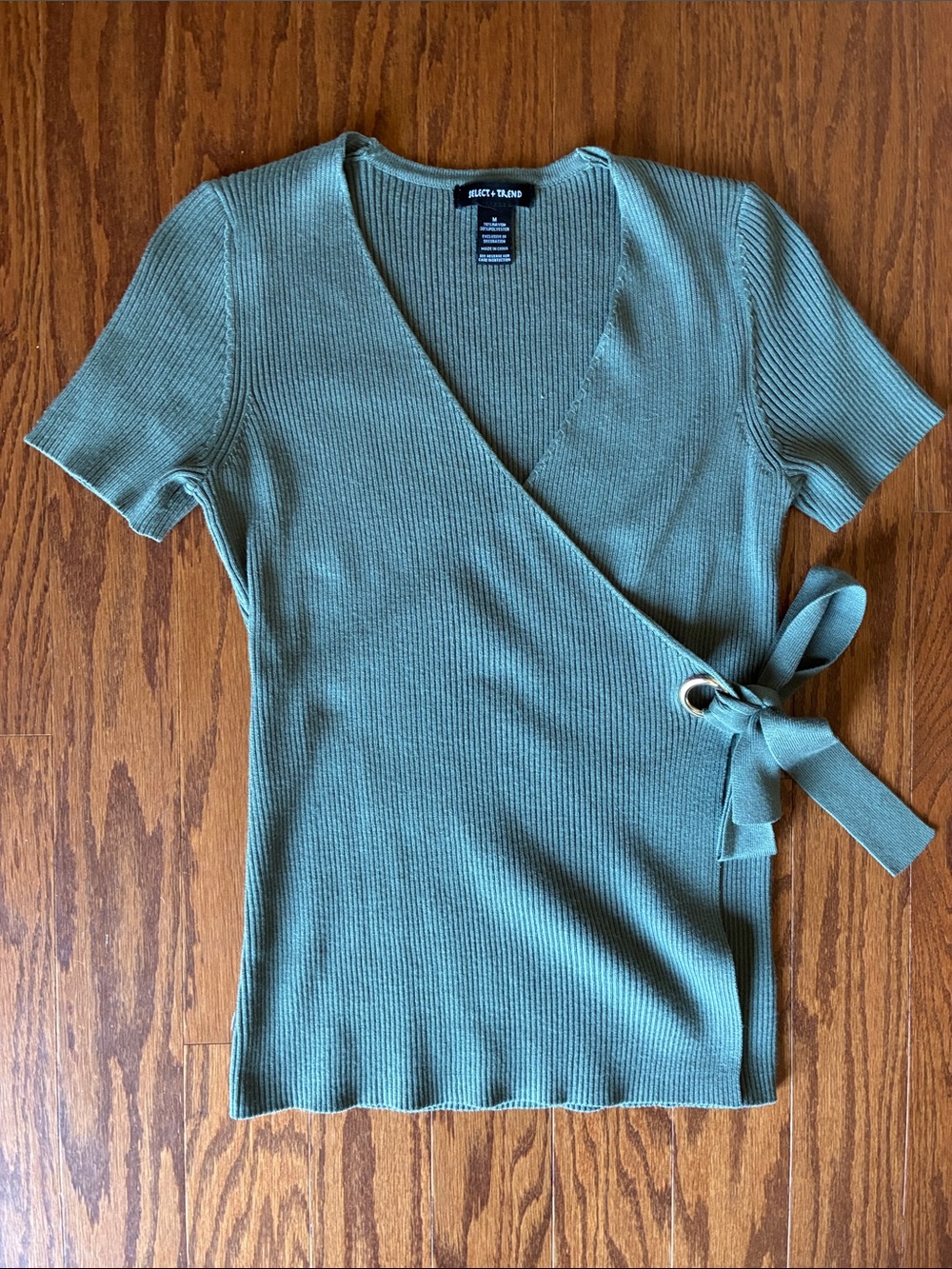 Wrap-Style Short Sleeve Knit Top in Sage M